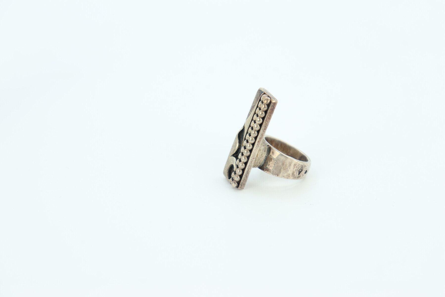 Bague moderniste par Jean Després