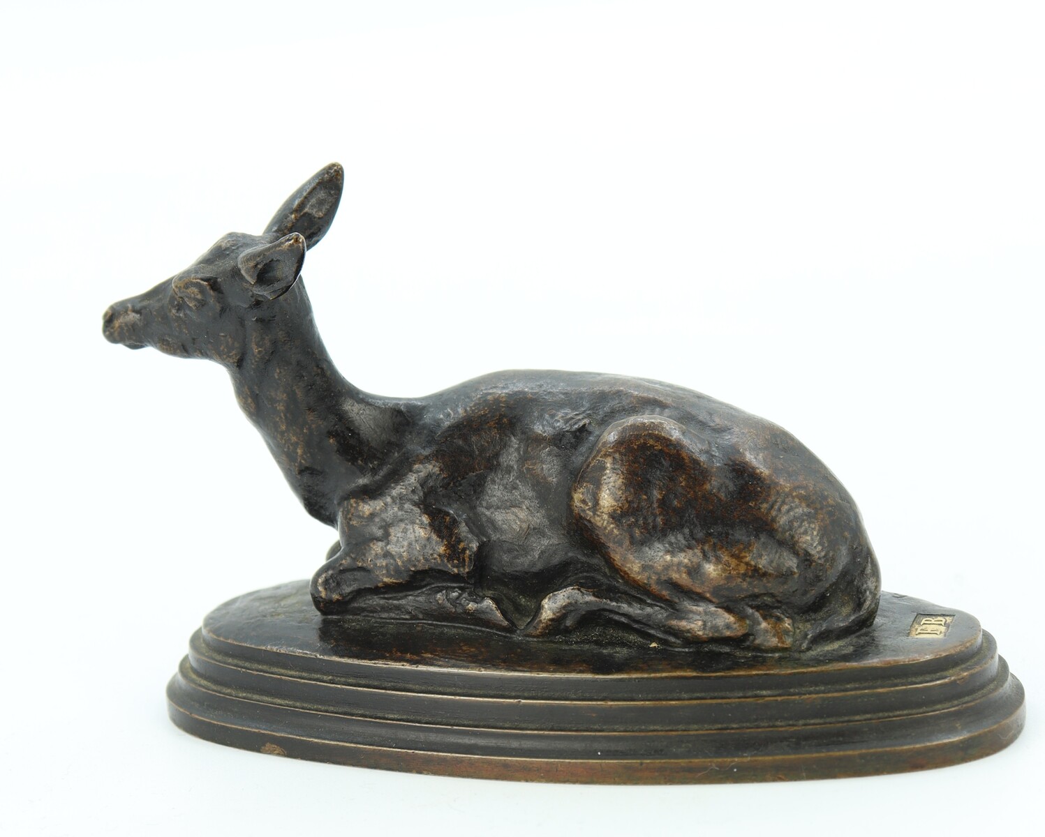 Biche couchée par Antoine-Louis Barye