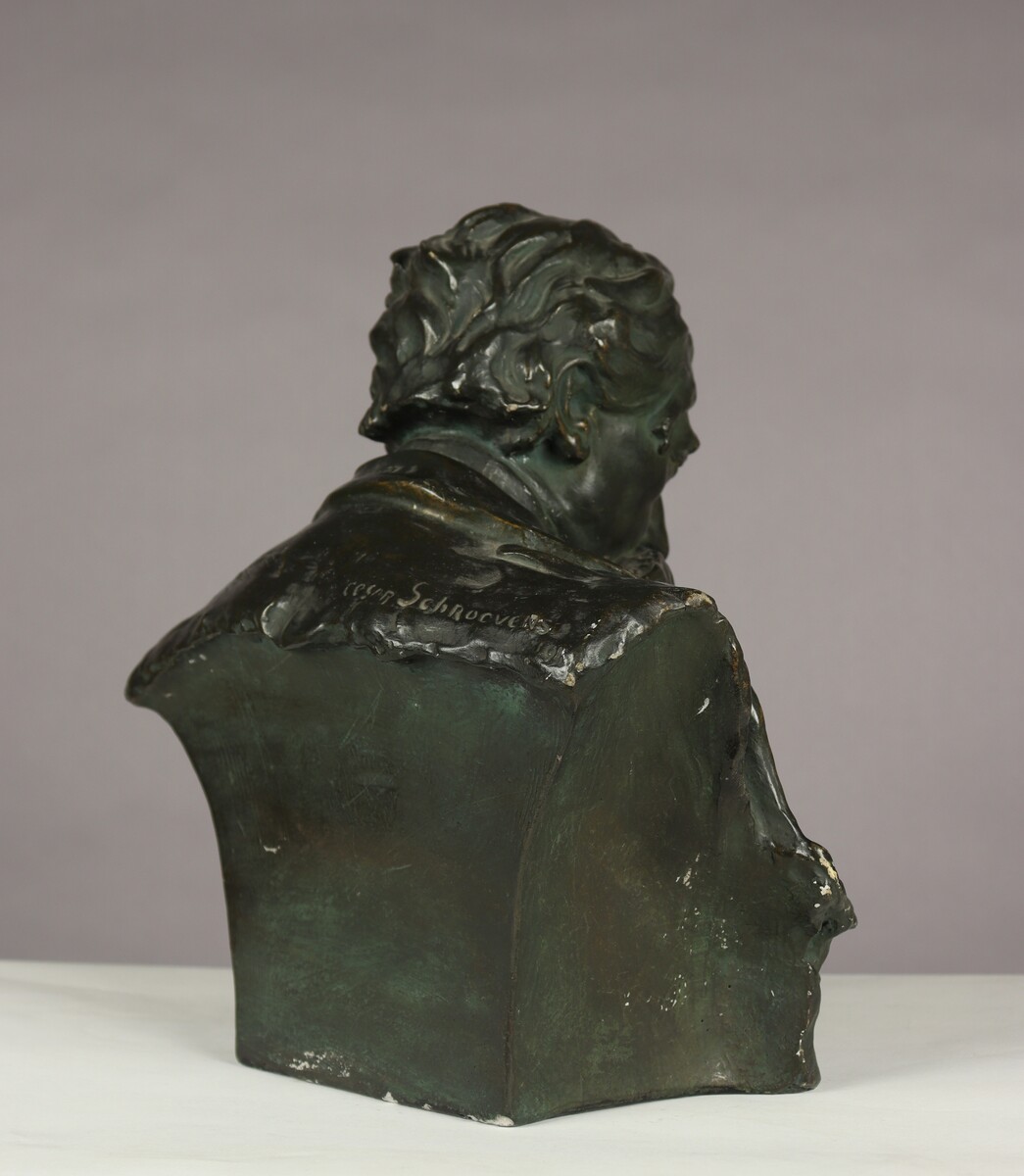 Buste d'Emile Verhaeren par César Schroevens