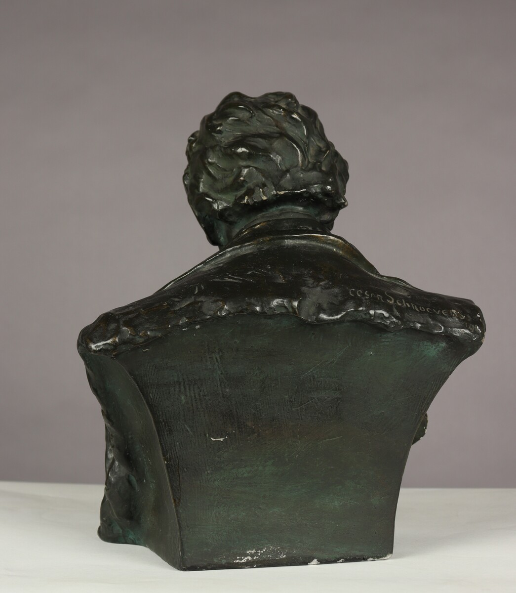 Buste d'Emile Verhaeren par César Schroevens