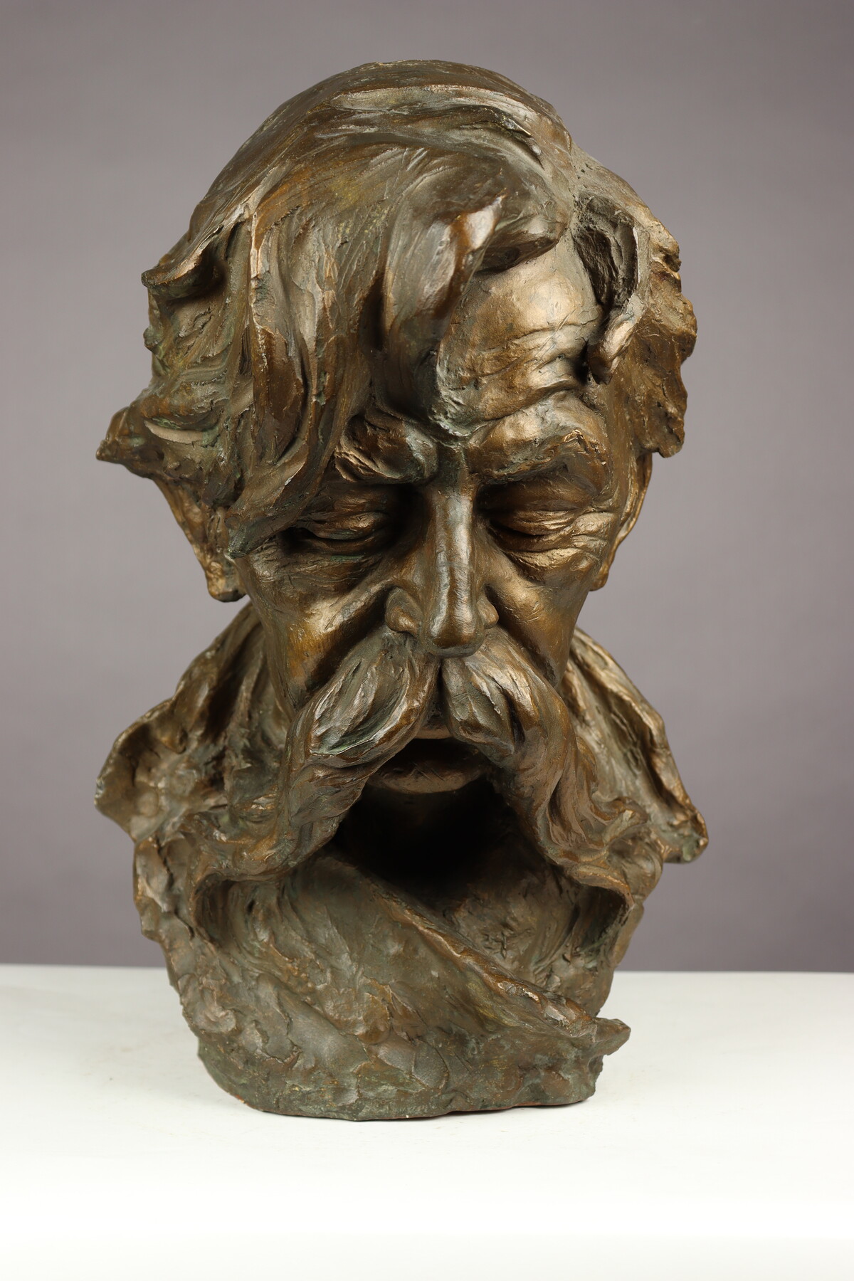 Buste d'Emile Verhaeren par Paul Van de Kerckhove