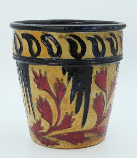 Flower pot by André Metthey