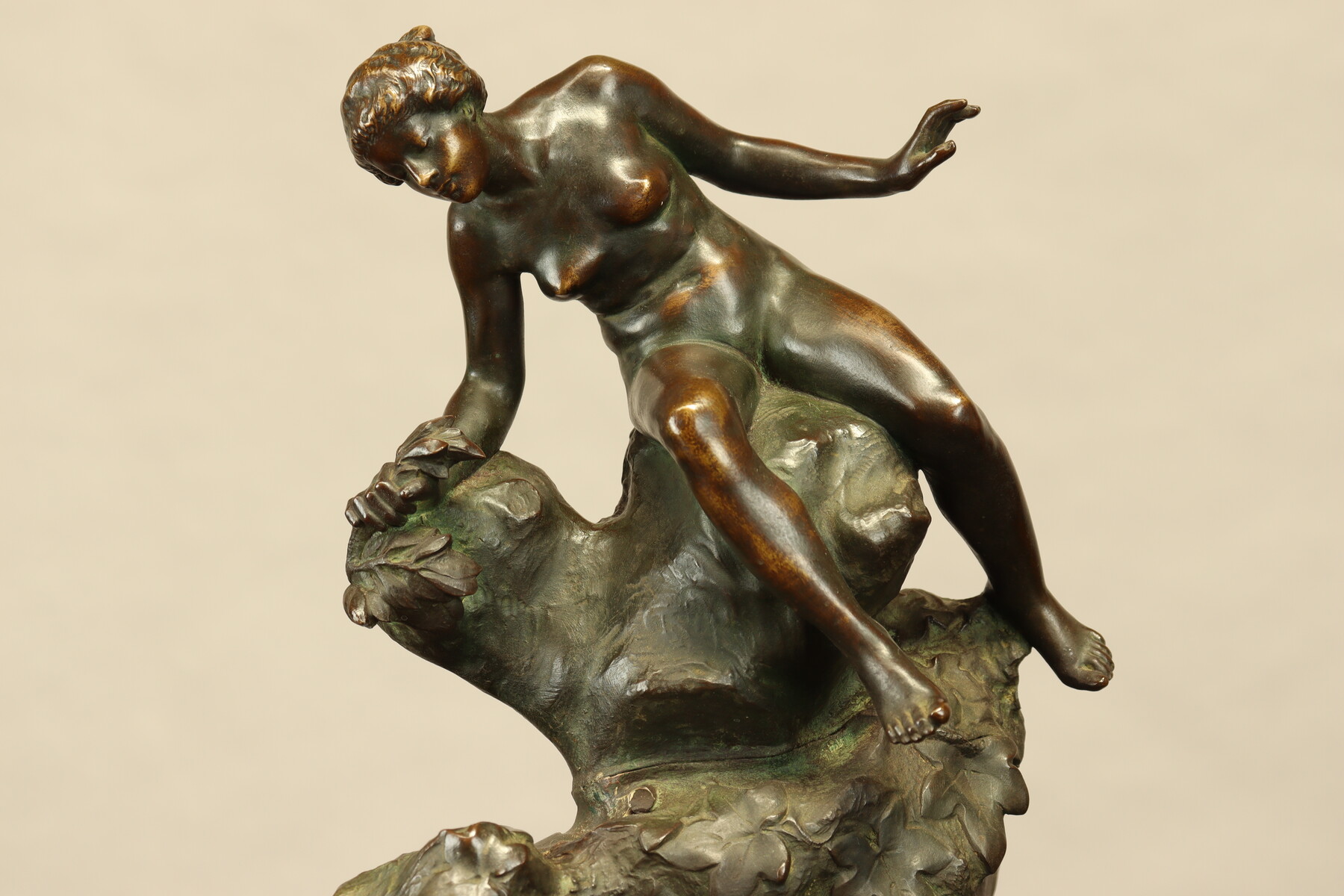 Centre de table par Auguste Ledru