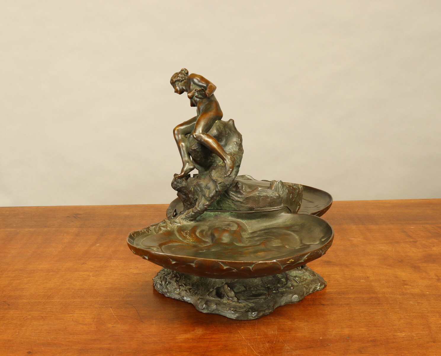 Centre de table par Auguste Ledru