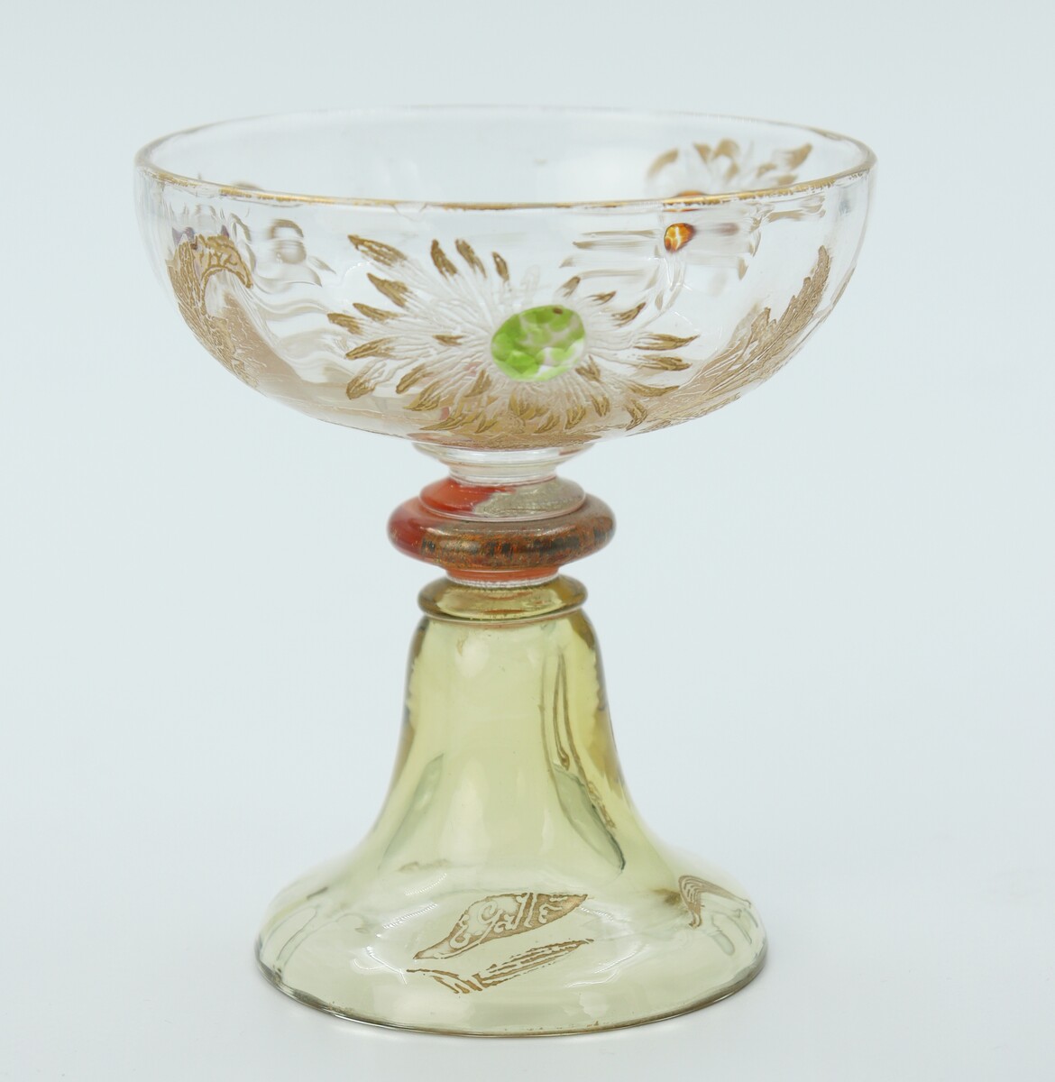 Coupe sur pied par Emile Gallé