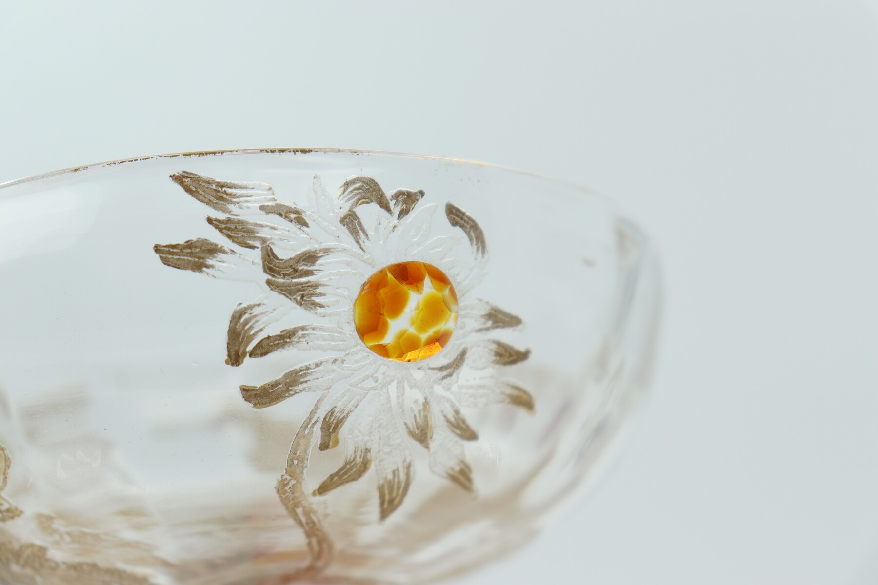 Coupe sur pied par Emile Gallé