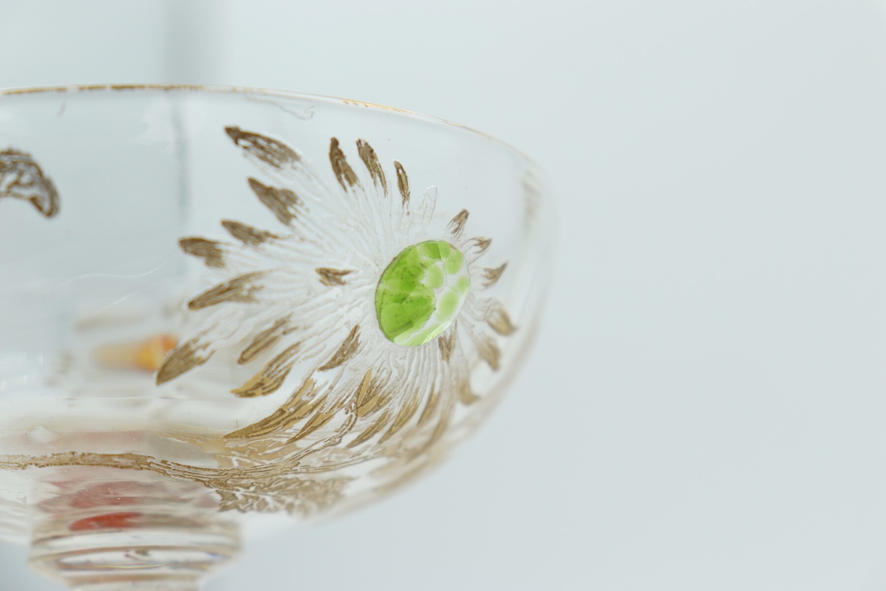 Coupe sur pied par Emile Gallé