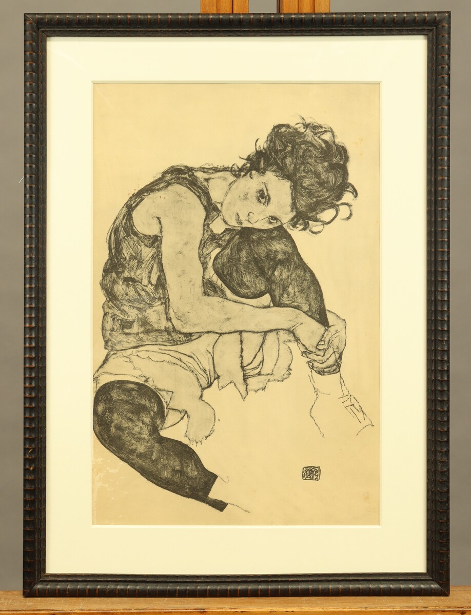 Femme assise à la jambe repliée par Egon Schiele