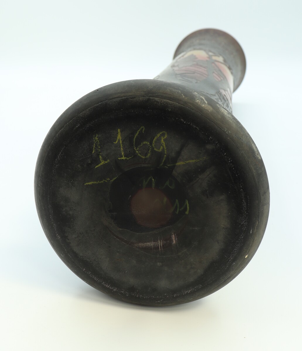 Grand vase Daum à décor de paysage lacustre