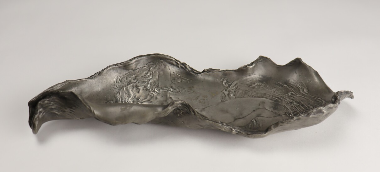 Oyster with a pearl, vide-poche by Jules Desbois