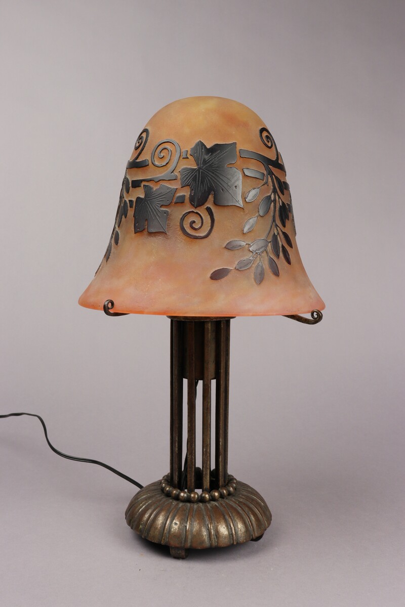 Lampe de table par Edgar Brandt et Daum