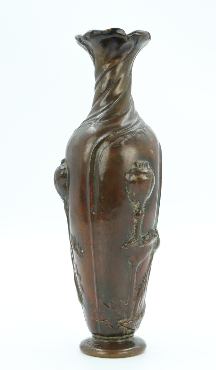 Les pavots, vase par Philippe Wolfers