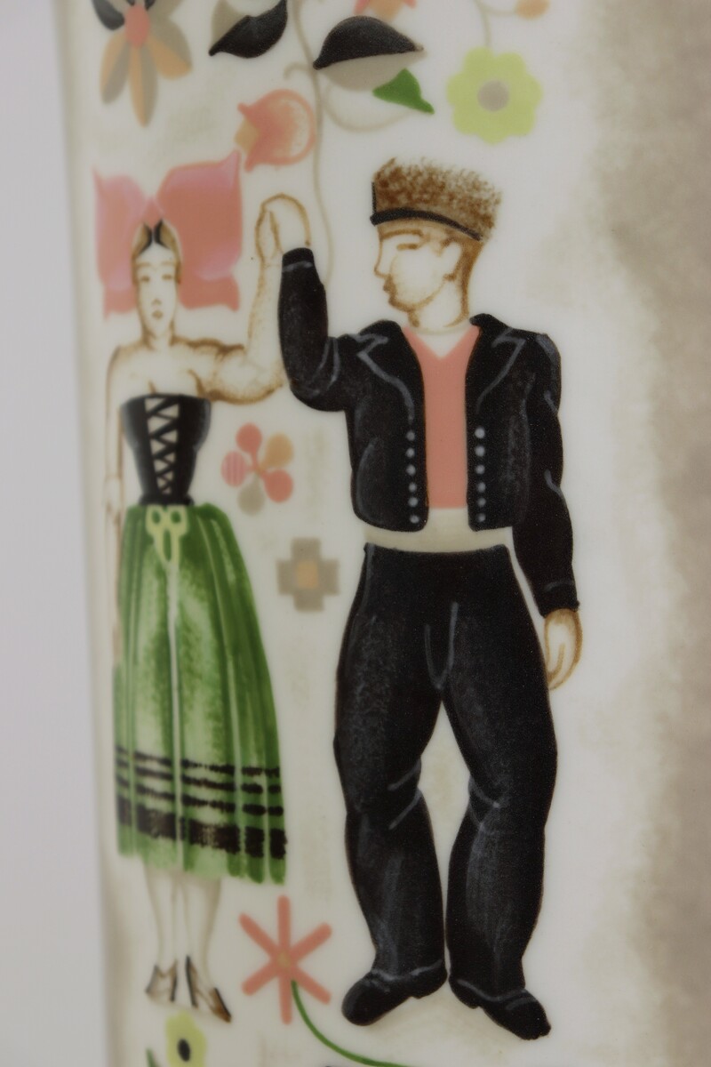 Manufacture Nationale de Sèvres & Adrien-Auguste Leduc, vase aux Alsaciens