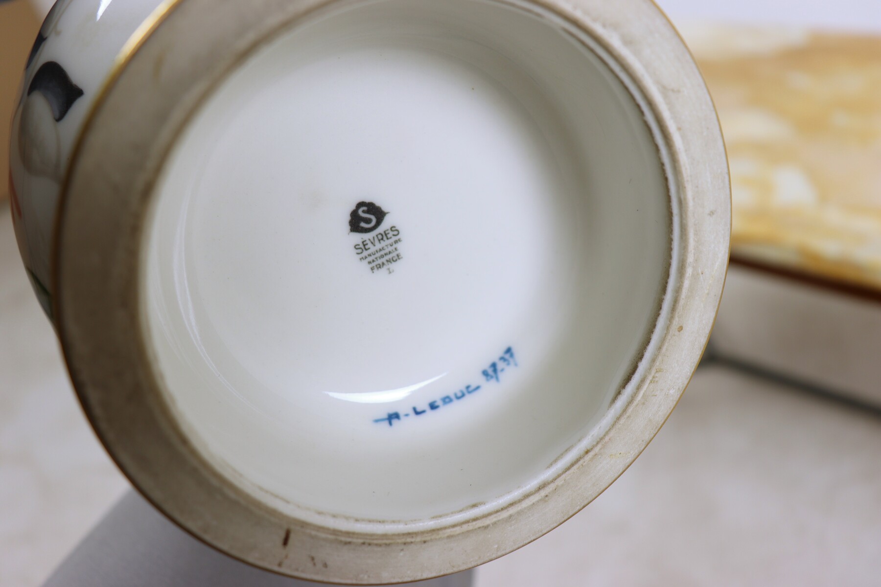 Manufacture Nationale de Sèvres & Adrien-Auguste Leduc, vase aux Alsaciens