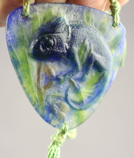 Chameleon pendant by Amalric Walter