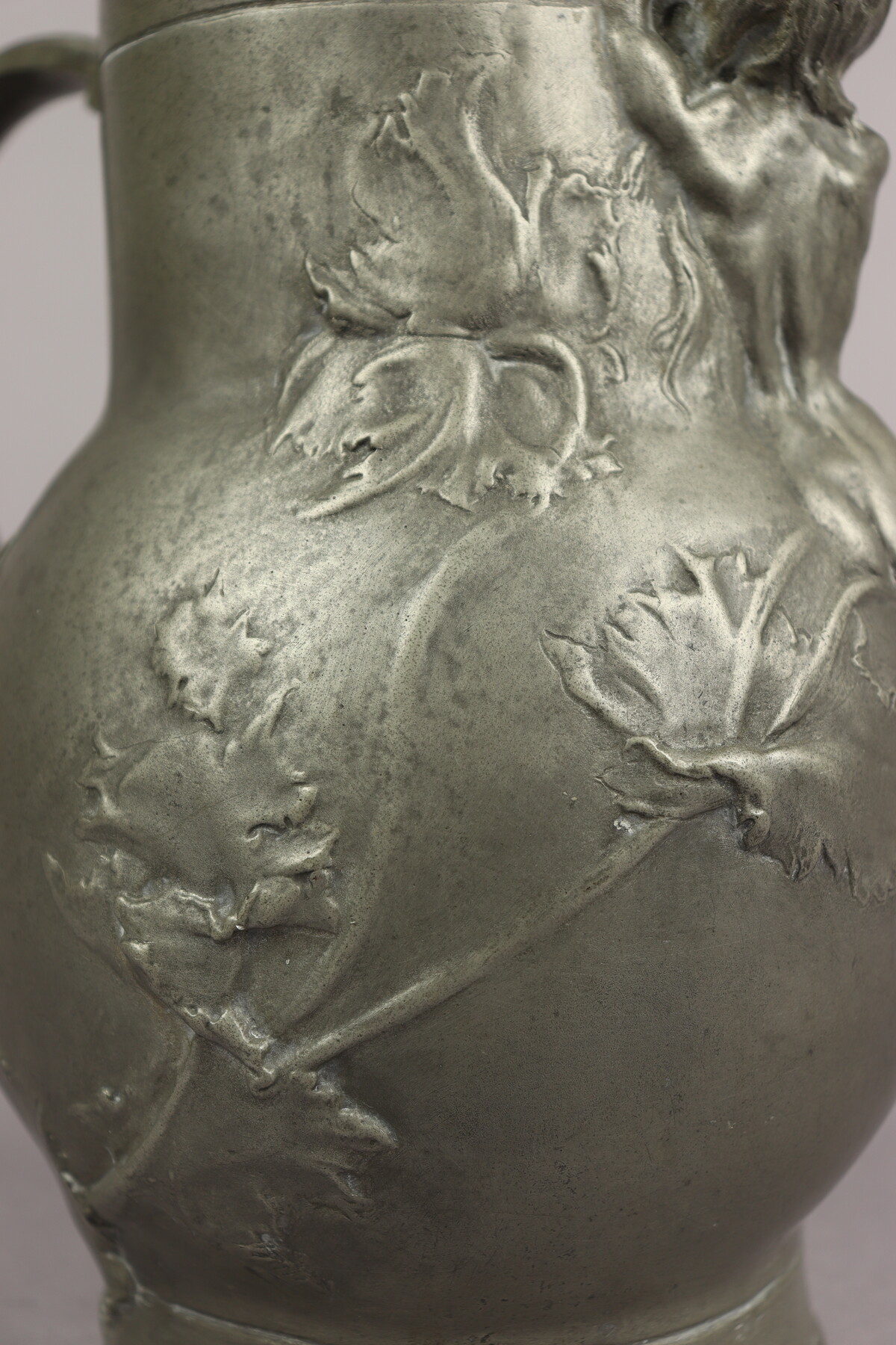Pot à tisane par Alexandre Charpentier