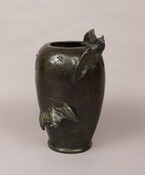 Vase aux chauve-souris par Hans Stoltenberg-Lerche
