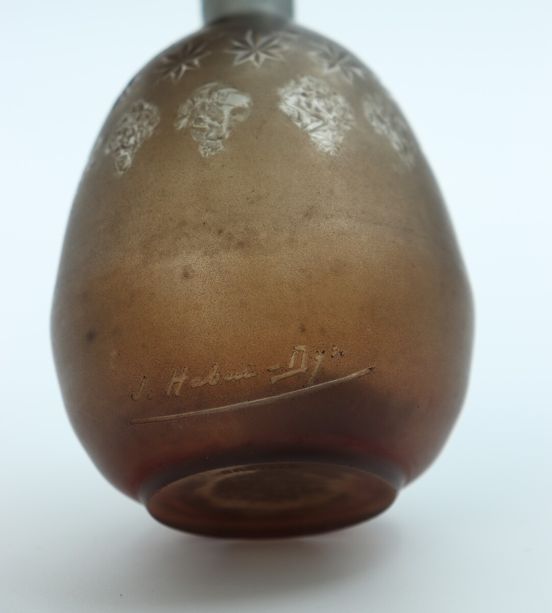 Vase aux étoiles par Jules Habert-Dys