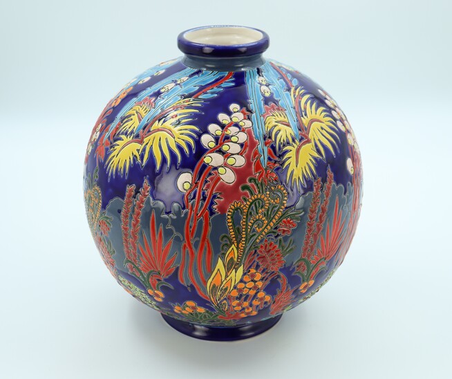Keramis Boch vase, model Jungle