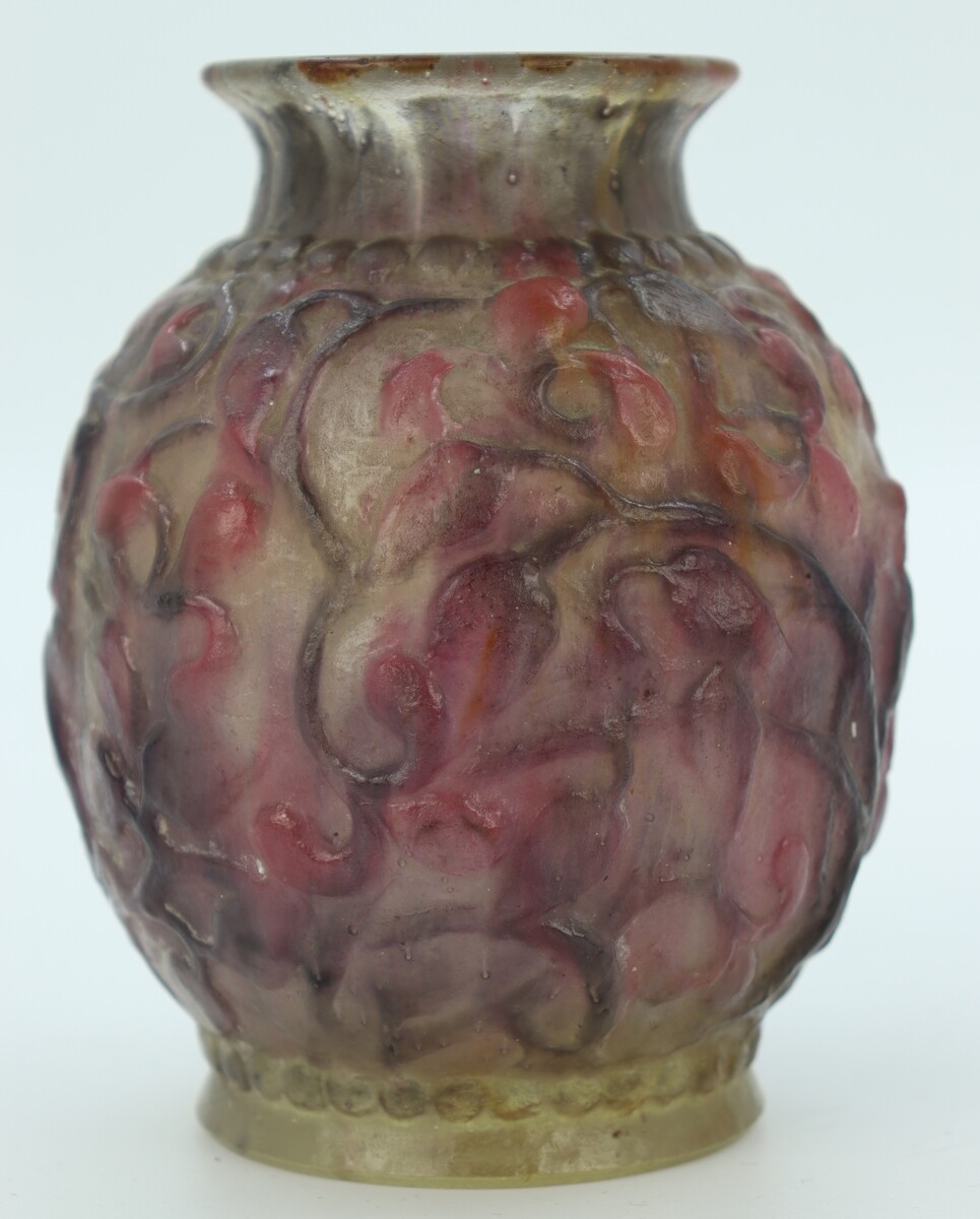 Vase boule par Gabriel Argy-Rousseau