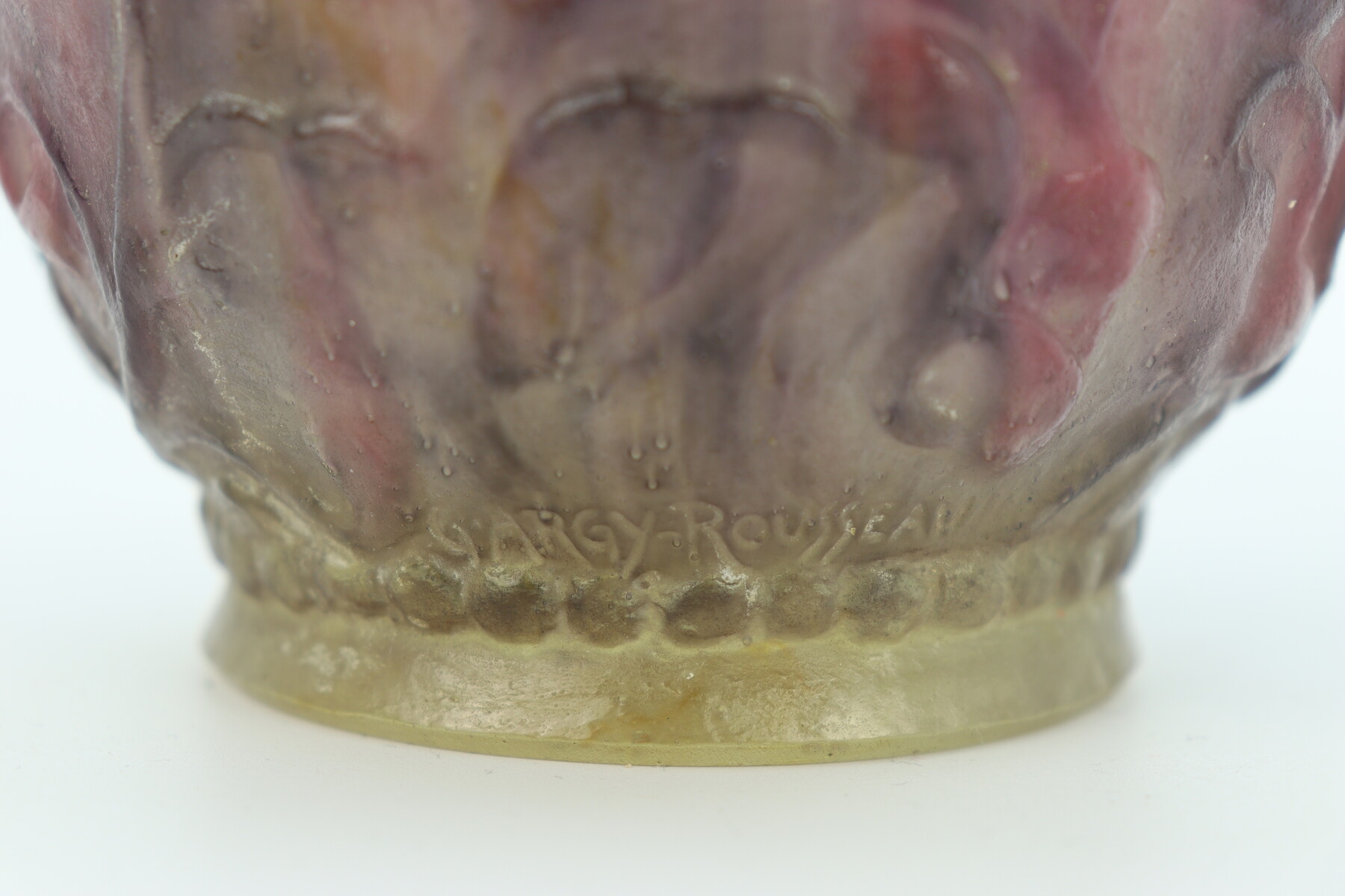 Vase boule par Gabriel Argy-Rousseau