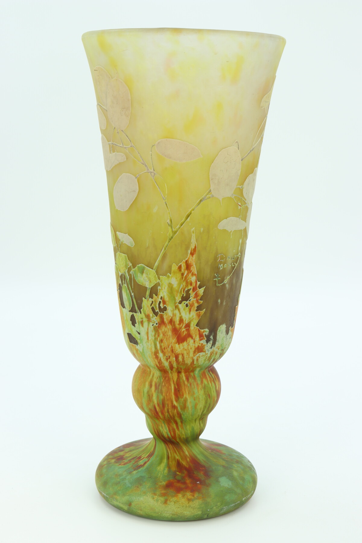 Vase Daum à décor de monnaie du pape