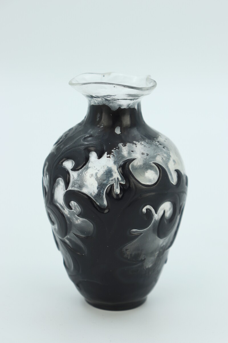 Vase de Tristesse par Emile Gallé