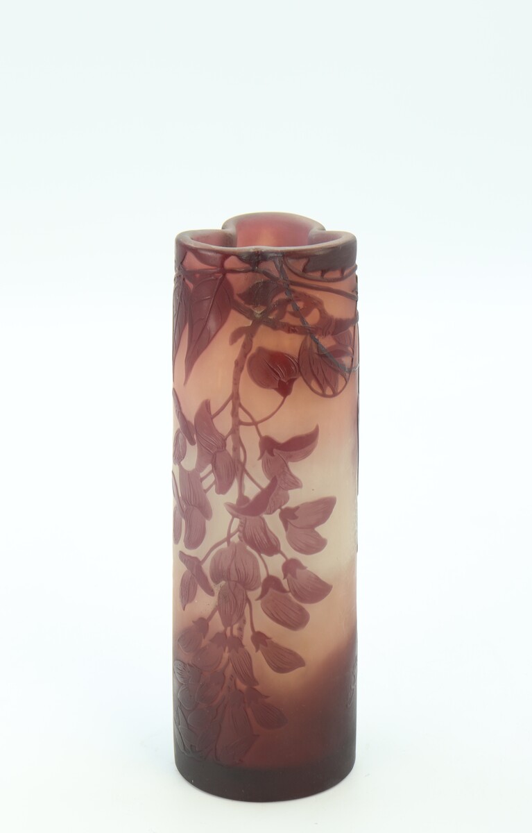 Vase Gallé à décor de glycines