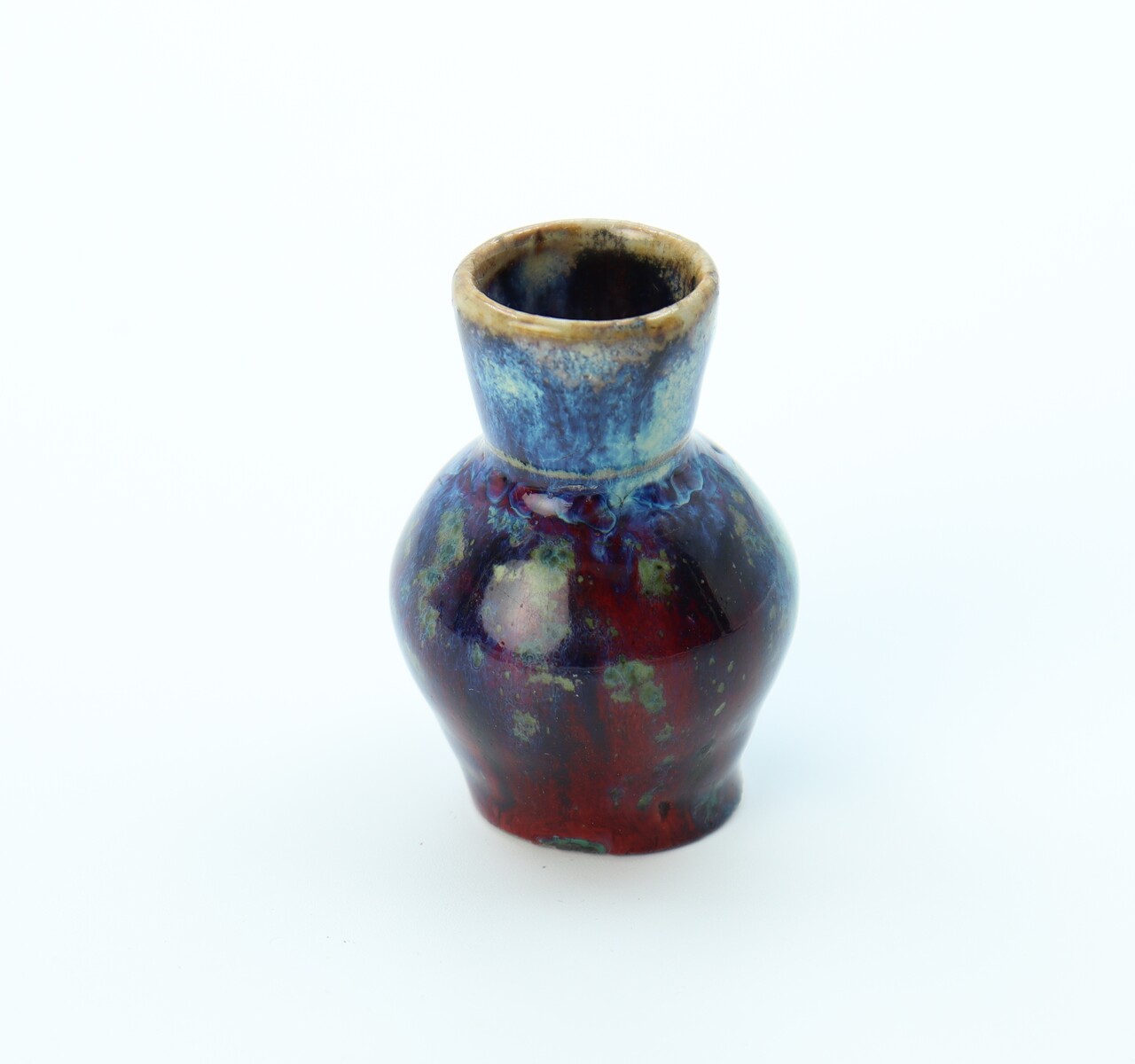 Vase miniature bleu par Pierre-Adrien Dalpayrat