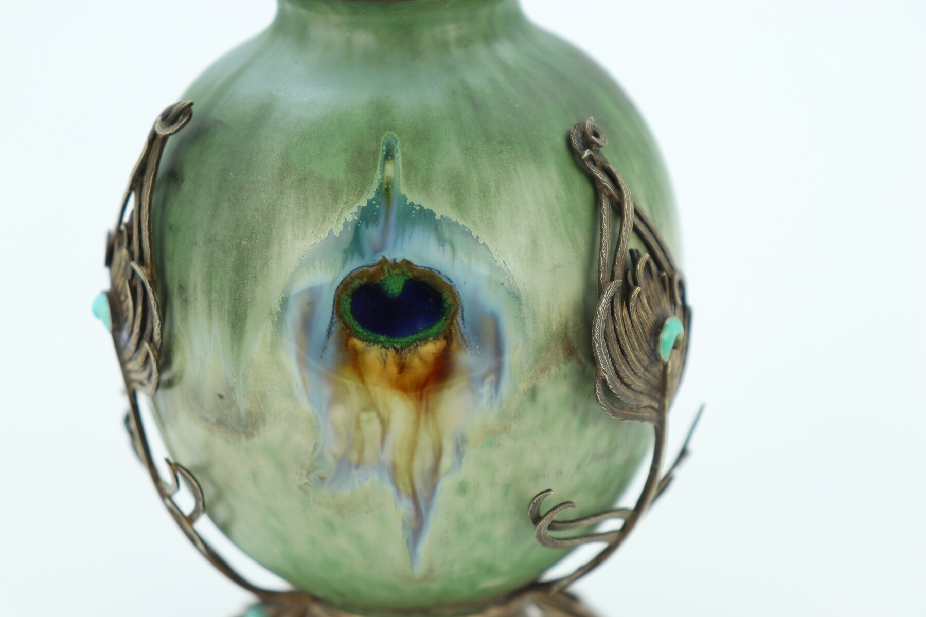 Vase par Alphonse Lamarre et Paul Louchet pour la Maison Pillivuyt