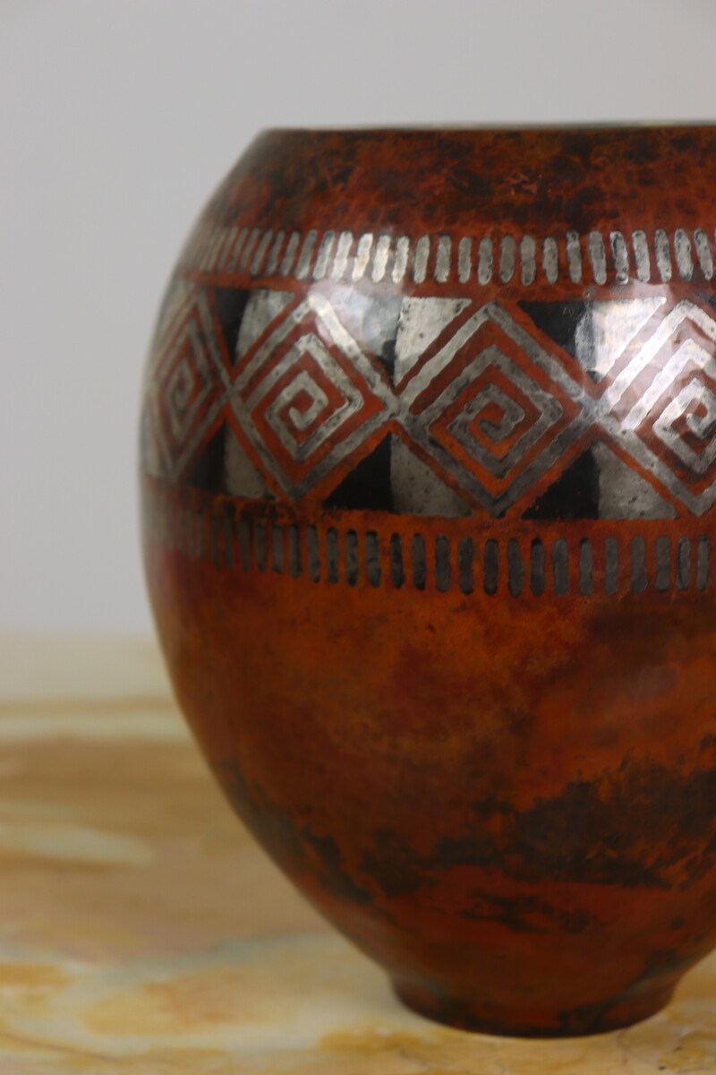 Vase par Claudius Linossier
